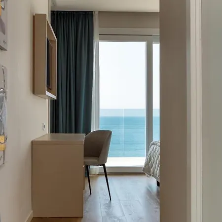 Galassia Suites&spa 4*