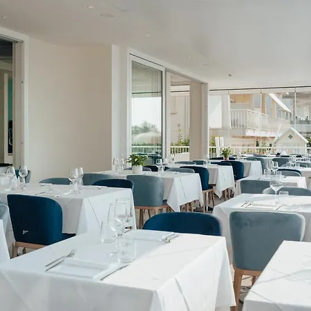 Galassia Suites&spa Hotel 4*