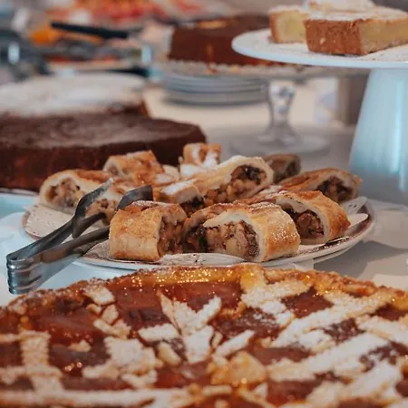 Galassia & 4* 리도 디 예솔로