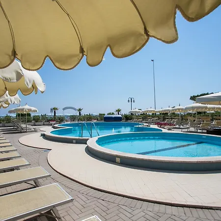 Galassia Suites&spa 4*