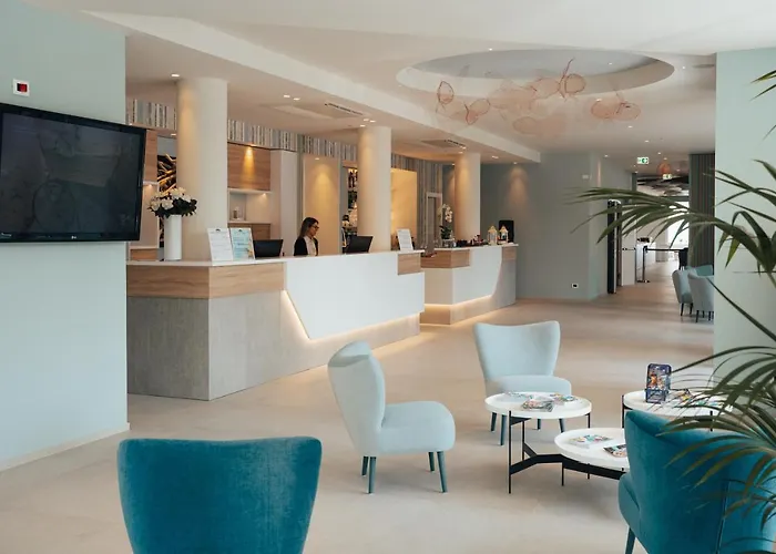 Hotel Galassia & 4*
